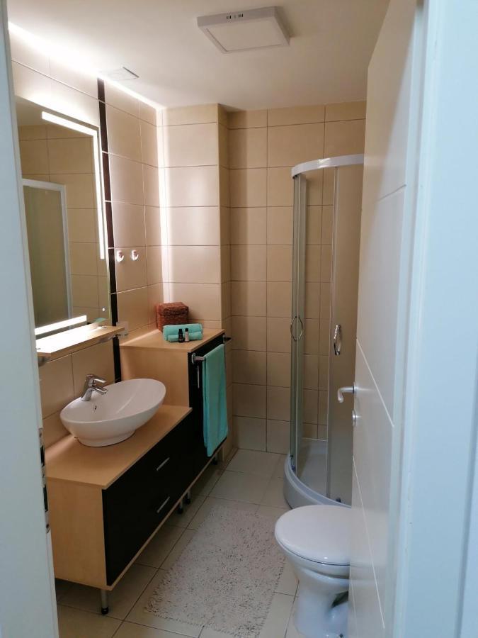 Emili Apartman Jagodina Exterior foto